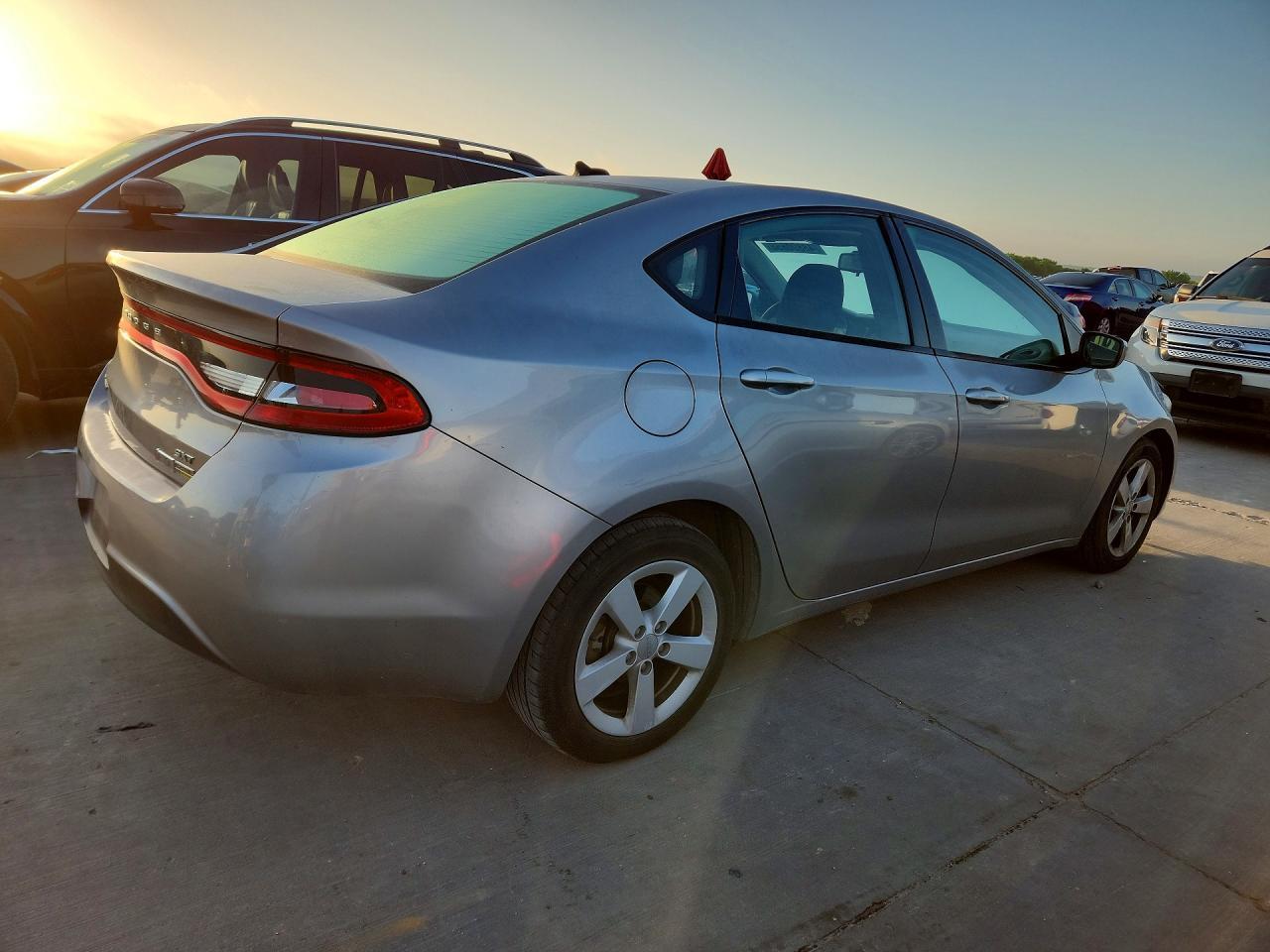 2016 Dodge Dart Sxt - Фото 3