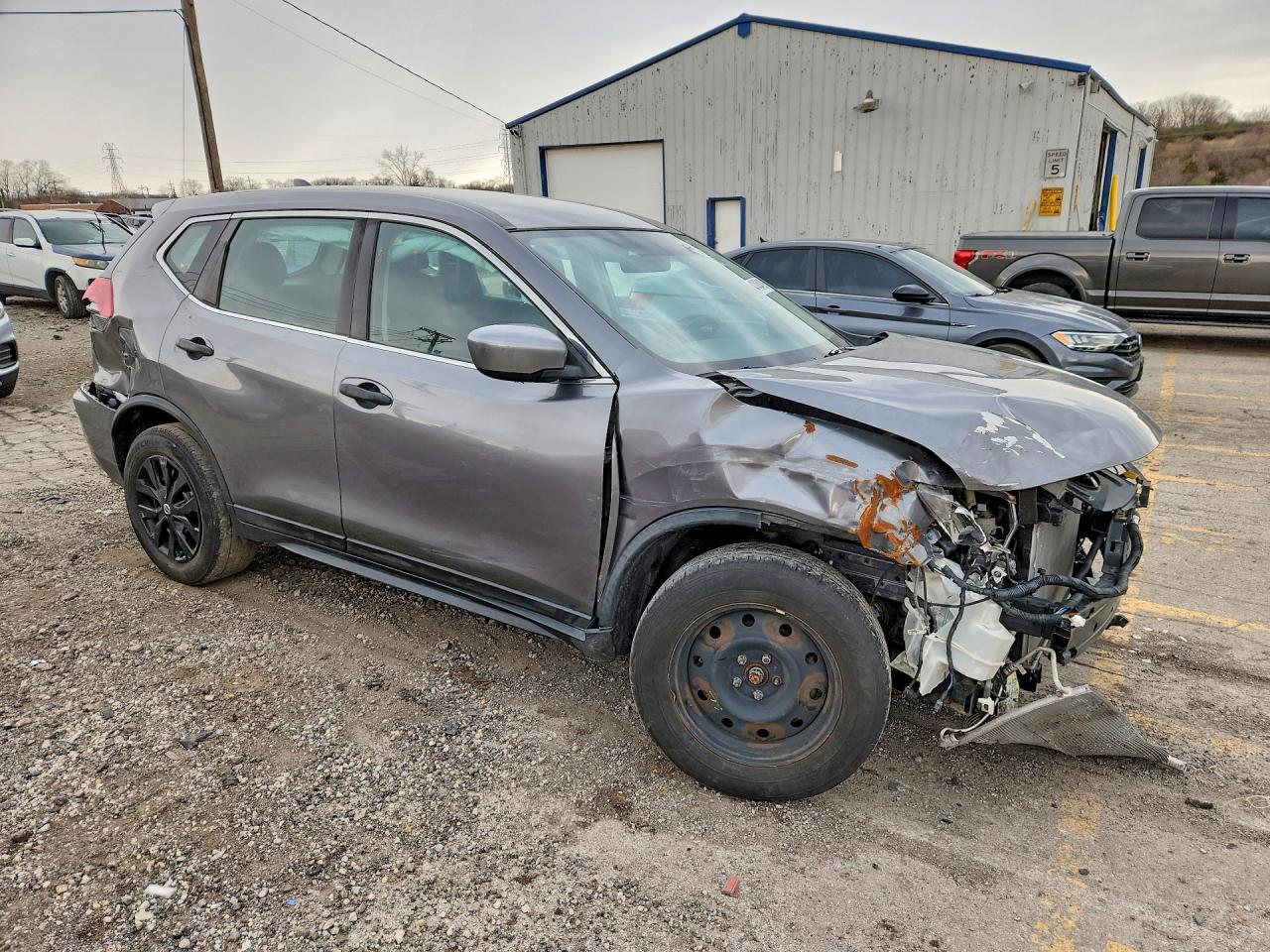 2018 Nissan Rogue S - Фото 4