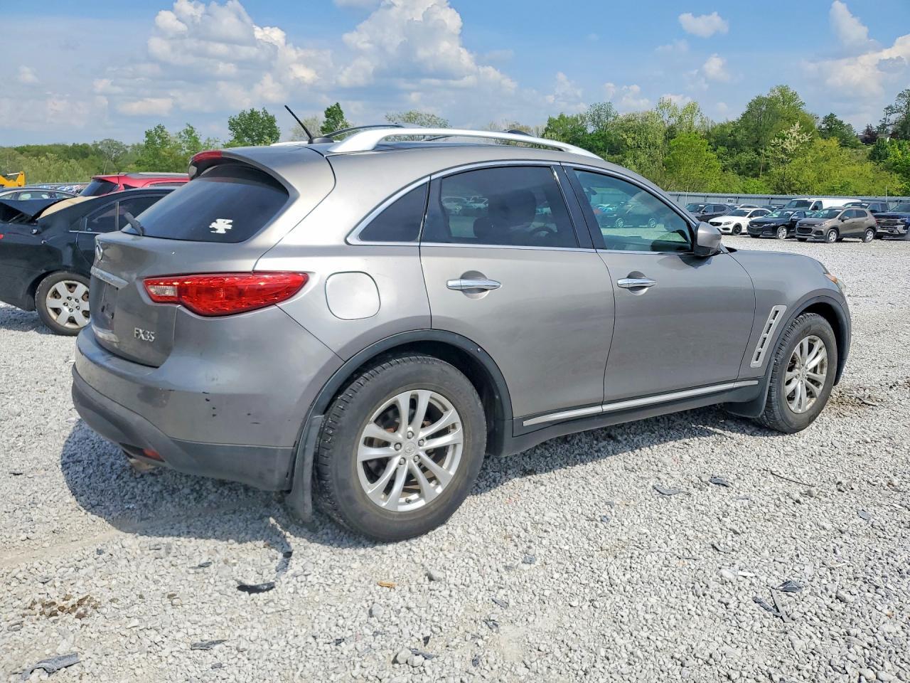2010 Infiniti Fx35 Base - Image 3