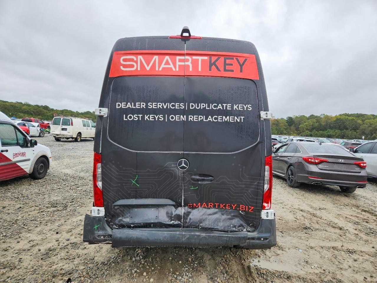 2023 Mercedes-Benz Sprinter 2500 - Image 6