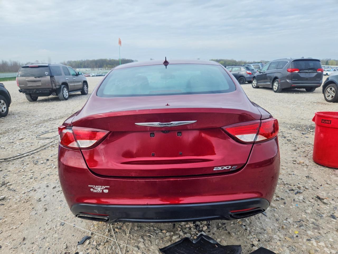 2015 Chrysler 200 S - Фото 6