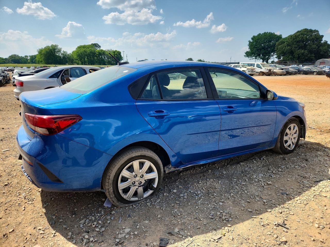 2023 Kia Rio S - Image 3