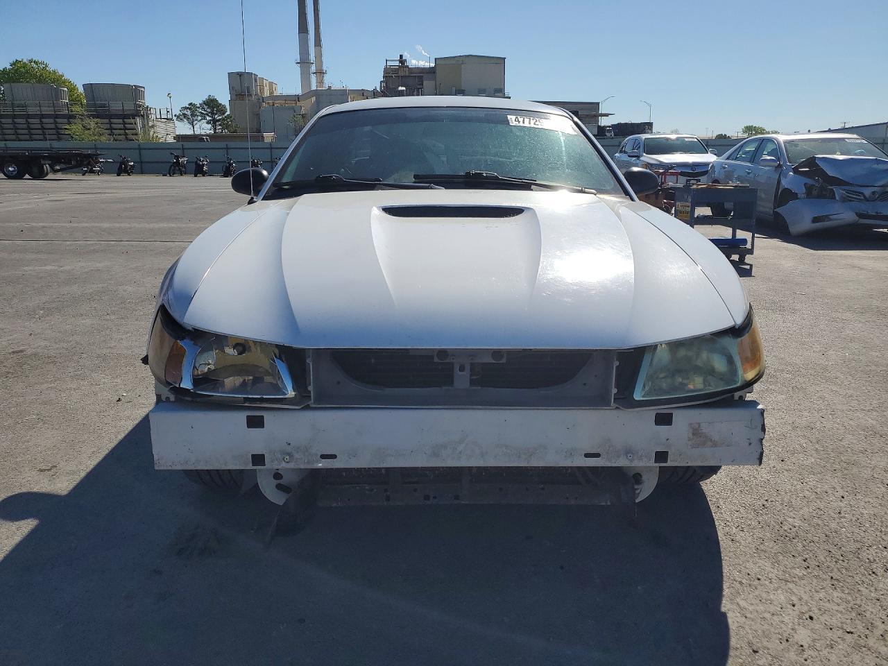 2004 Ford Mustang - Image 5