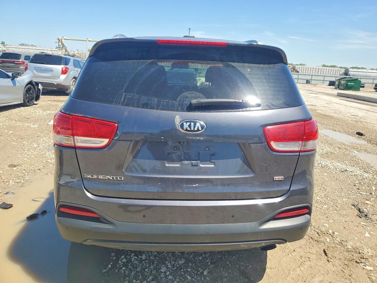 2018 Kia Sorento Lx - Image 6