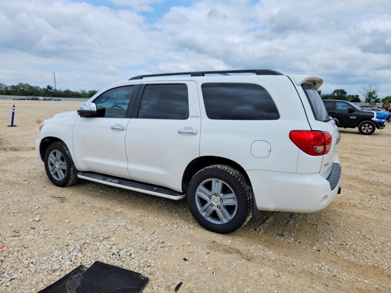 2008 Toyota Sequoia Limited - Фото 2