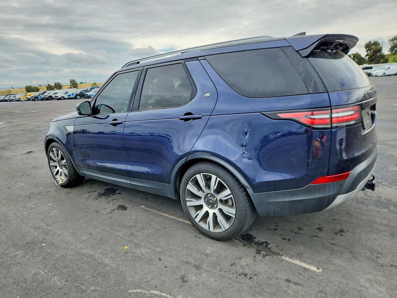 2018 Land Rover Discovery Hse - Фото 2