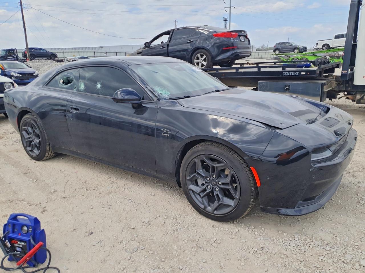 2025 Dodge Charger Daytona R - Image 4