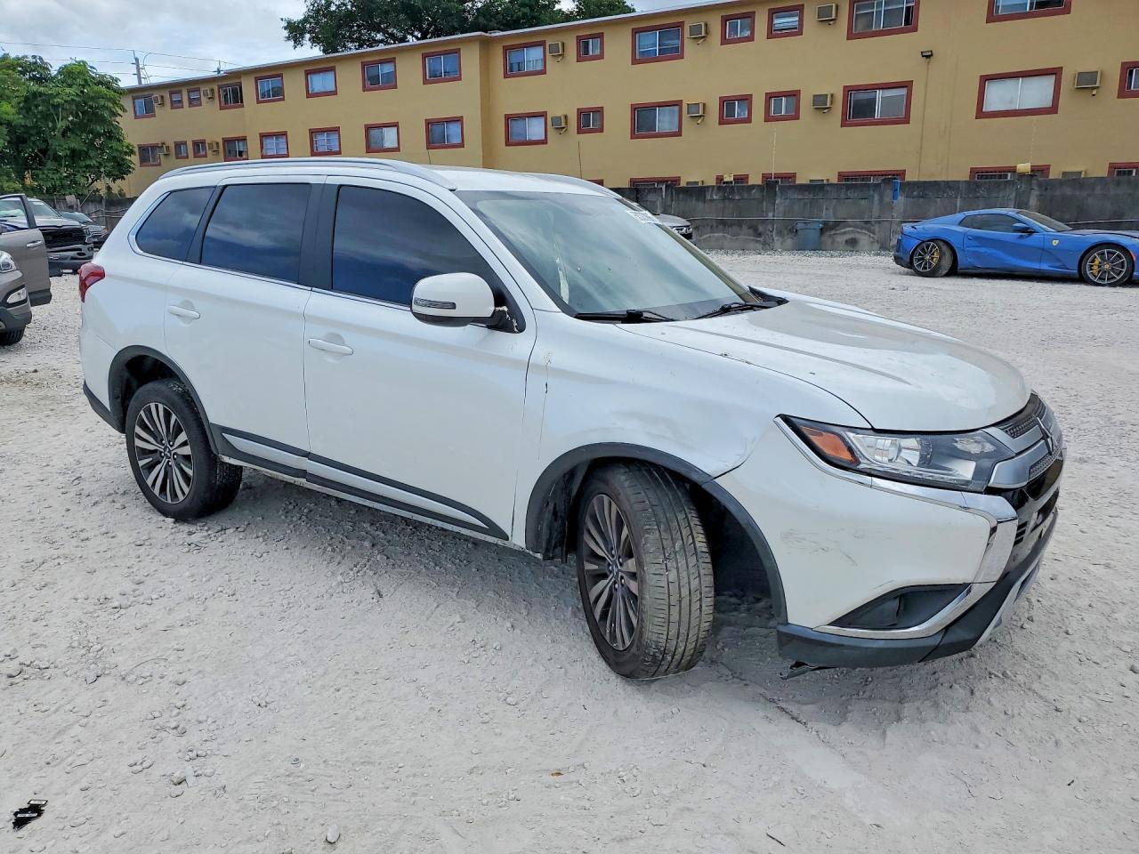 2019 Mitsubishi Outlander Se - Image 4
