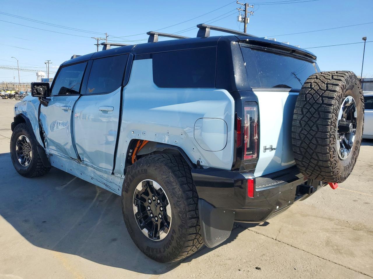 2024 GMC Hummer Suv 2X - Фото 2