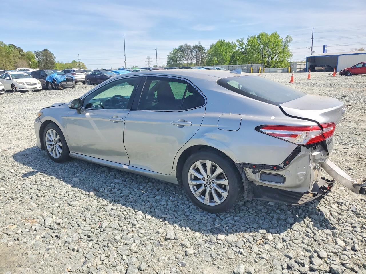 2019 Toyota Camry Le - Image 3