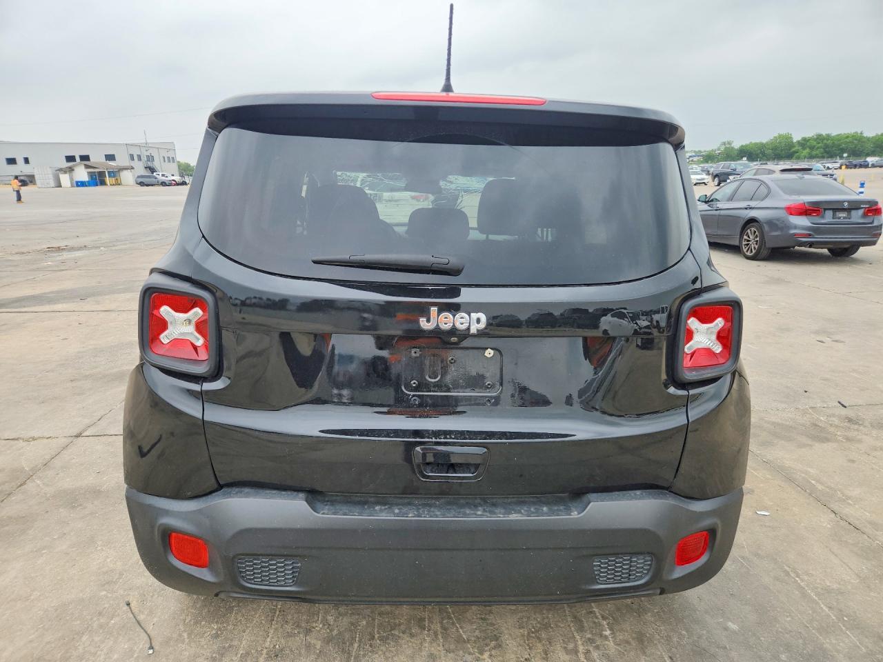 2021 Jeep Renegade Sport - Фото 6