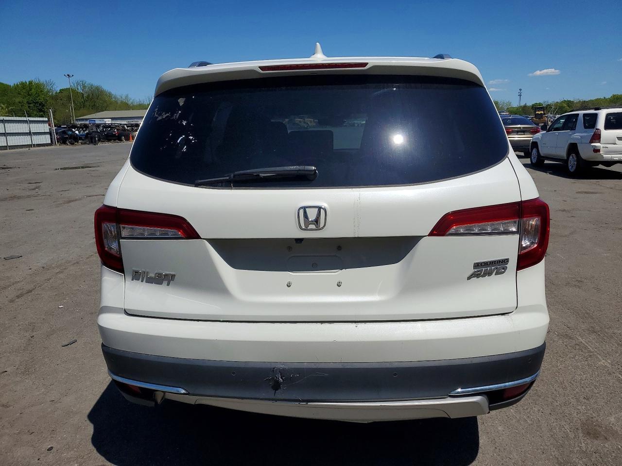 2022 Honda Pilot Touring - Image 6
