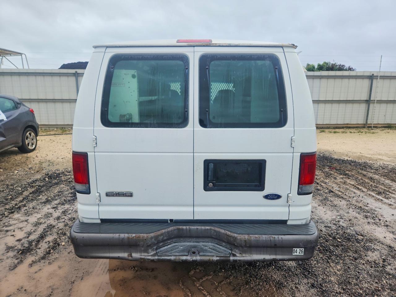 2007 Ford Econoline E150 Van - Image 6