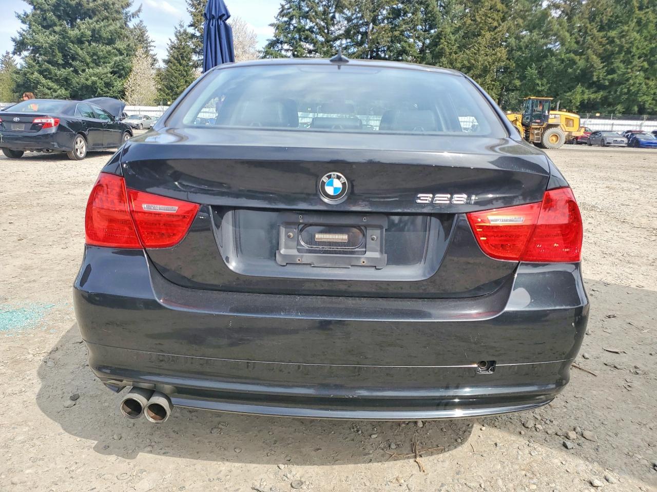 2011 BMW 328 I Sulev - Фото 6