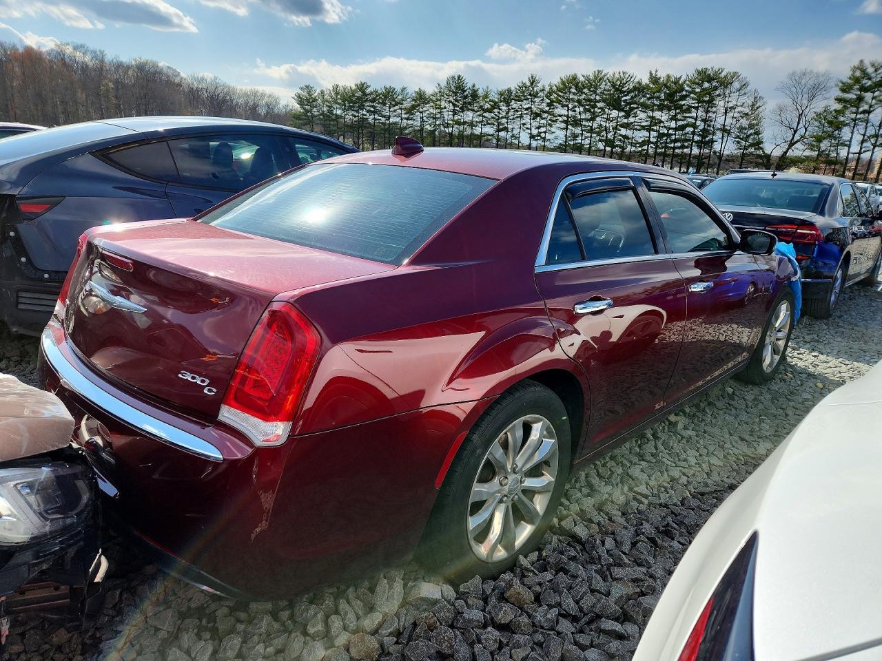 2016 Chrysler 300C - Image 3