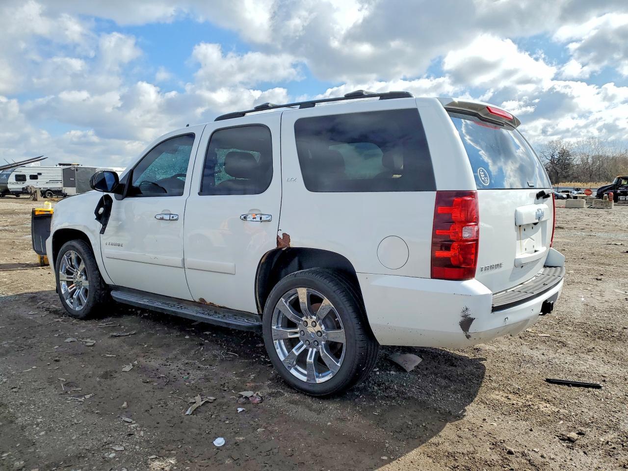 2007 Chevrolet Tahoe K1500 - Image 2