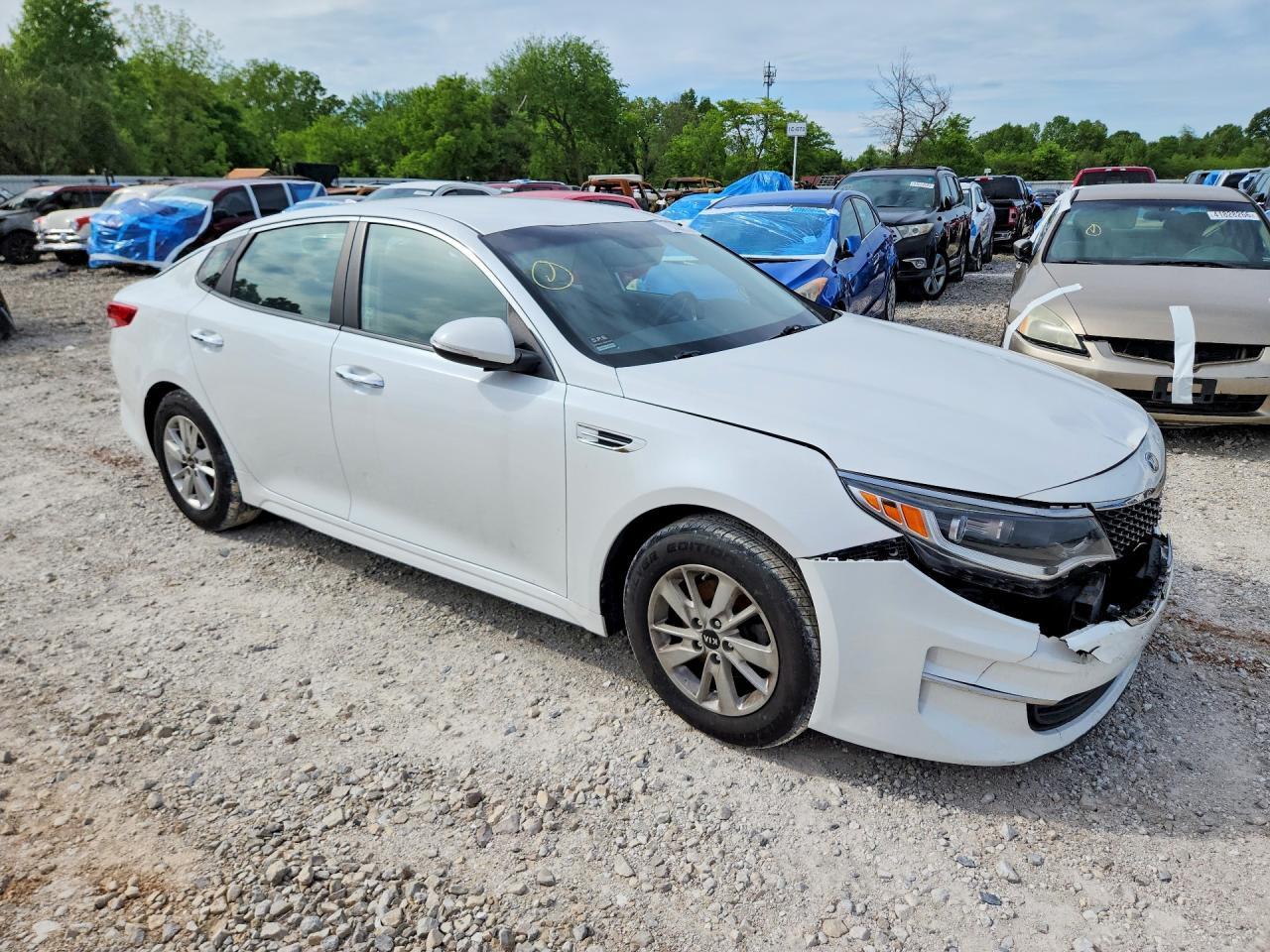 2016 Kia Optima Lx - Image 4