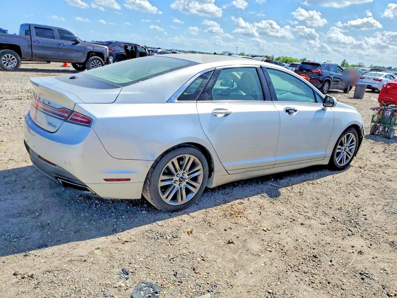 2013 Lincoln Mkz - Image 3