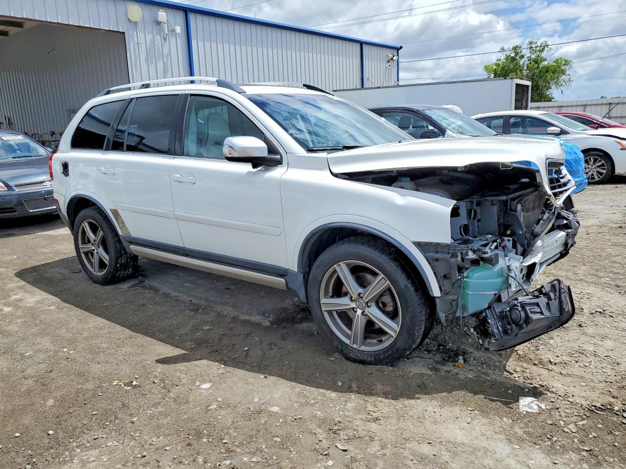 2010 Volvo Xc90 - Image 4