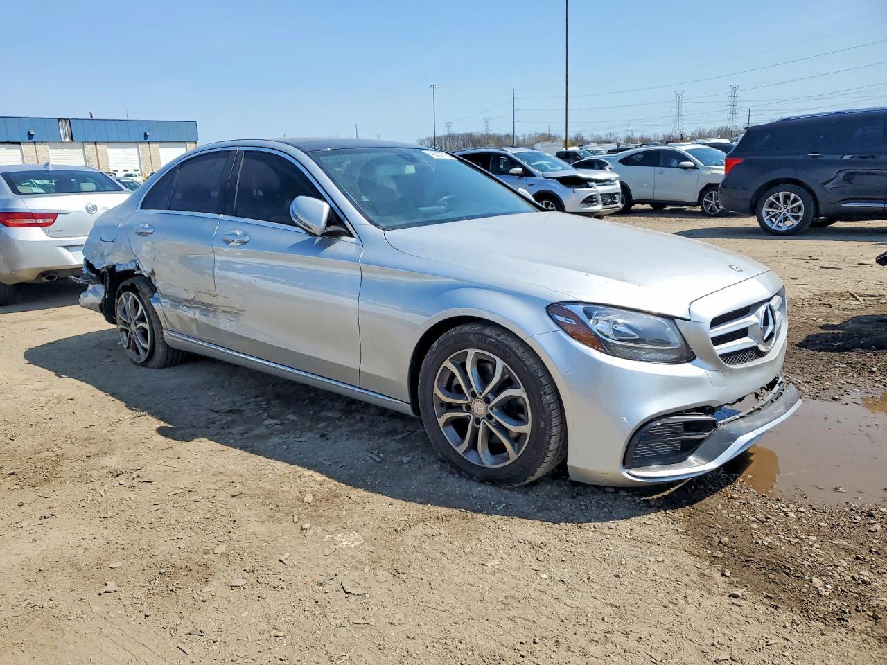 2016 Mercedes-Benz C 300 4Matic - Фото 4