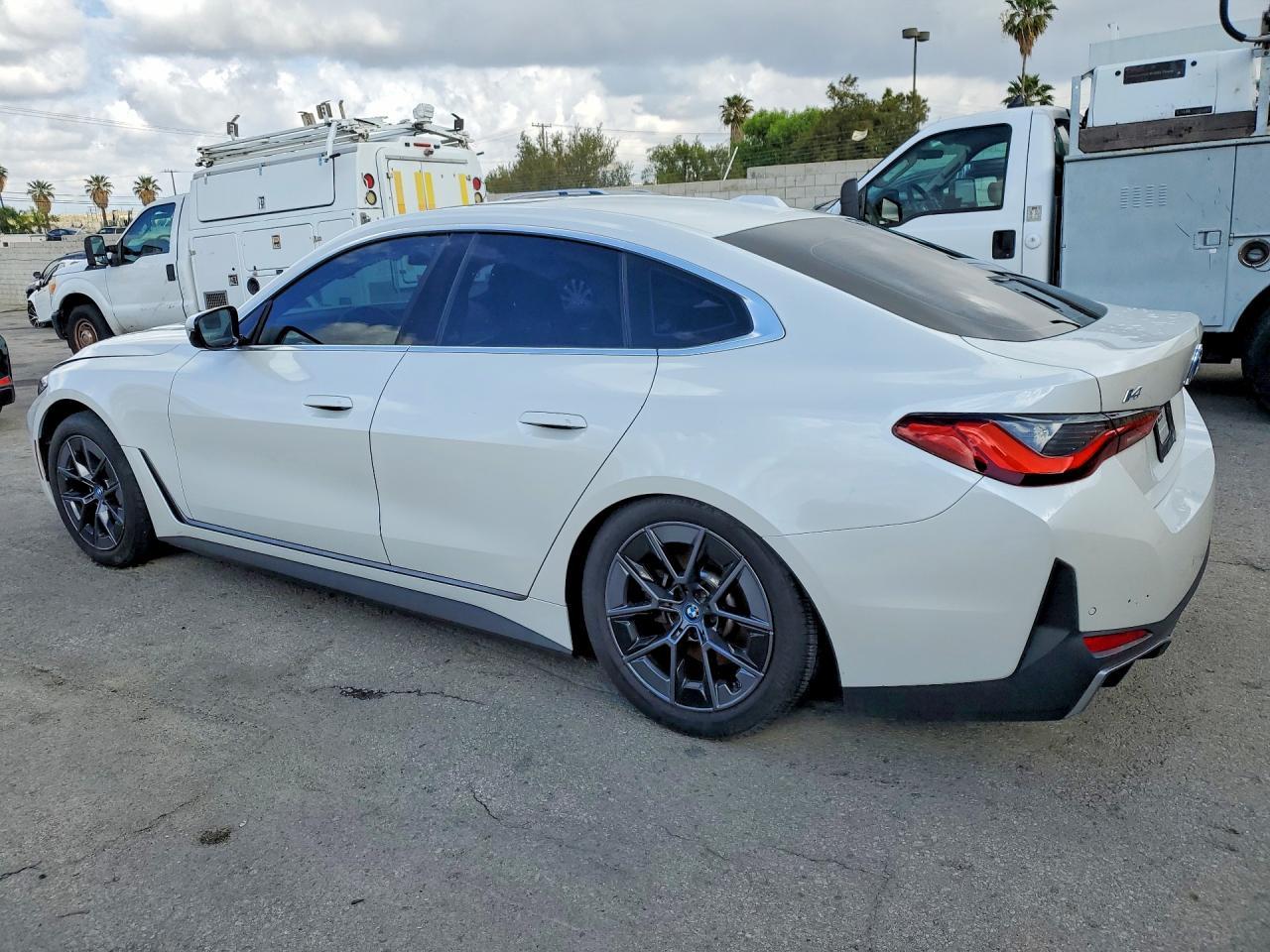 2023 BMW I4 Edrive 35 - Фото 2