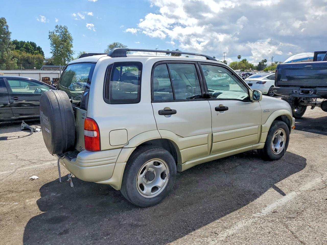 2000 Suzuki Grand Vitara Jlx Limited - Image 3