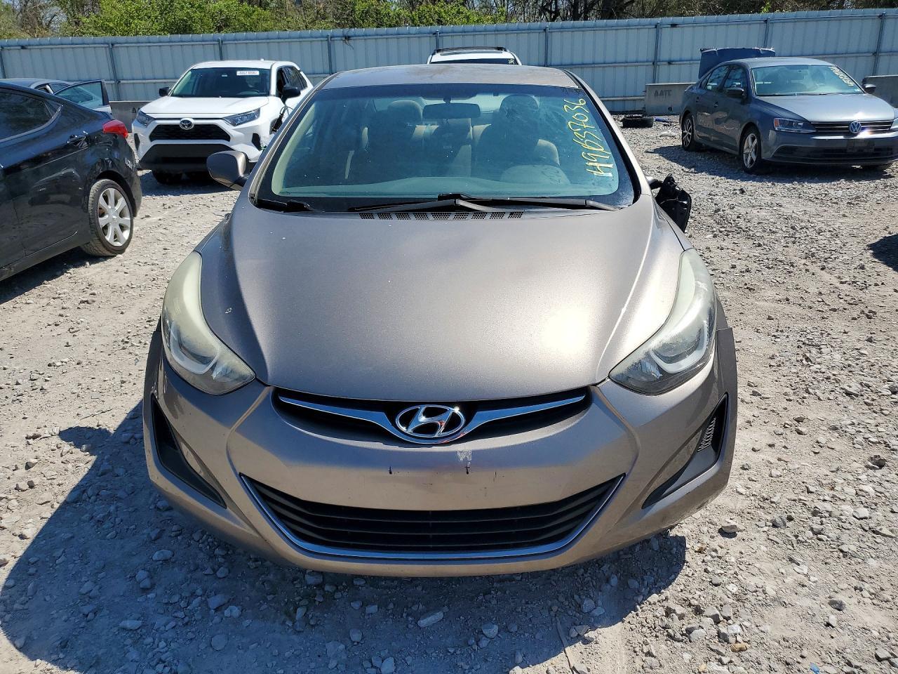 2016 Hyundai Elantra Se - Фото 5