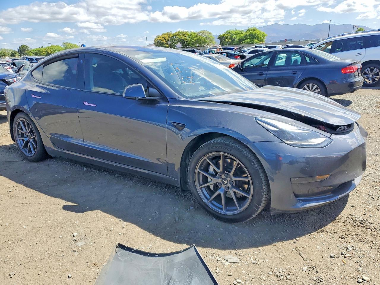 2021 Tesla Model 3 - Image 4