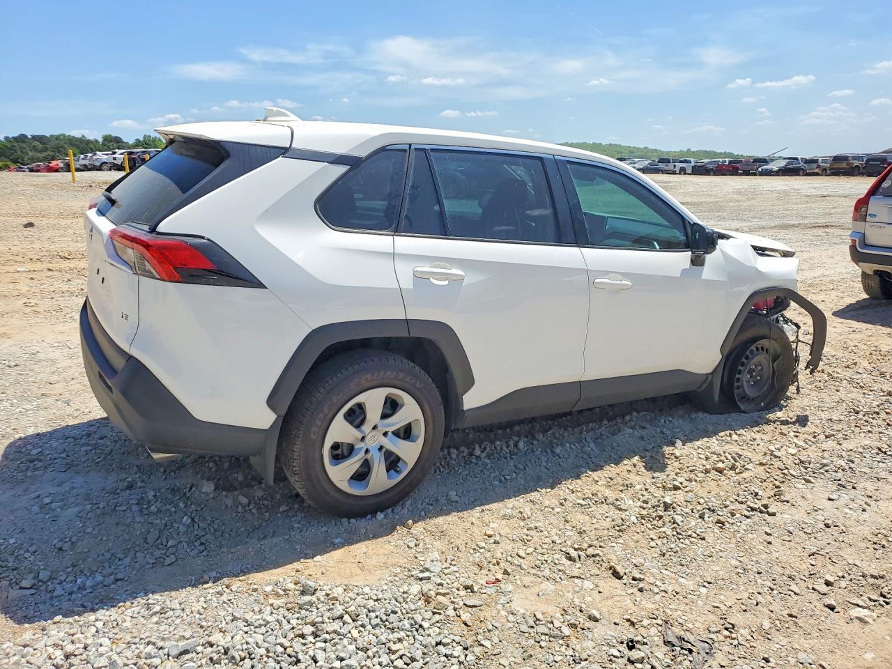 2025 Toyota Rav4 Le - Image 3