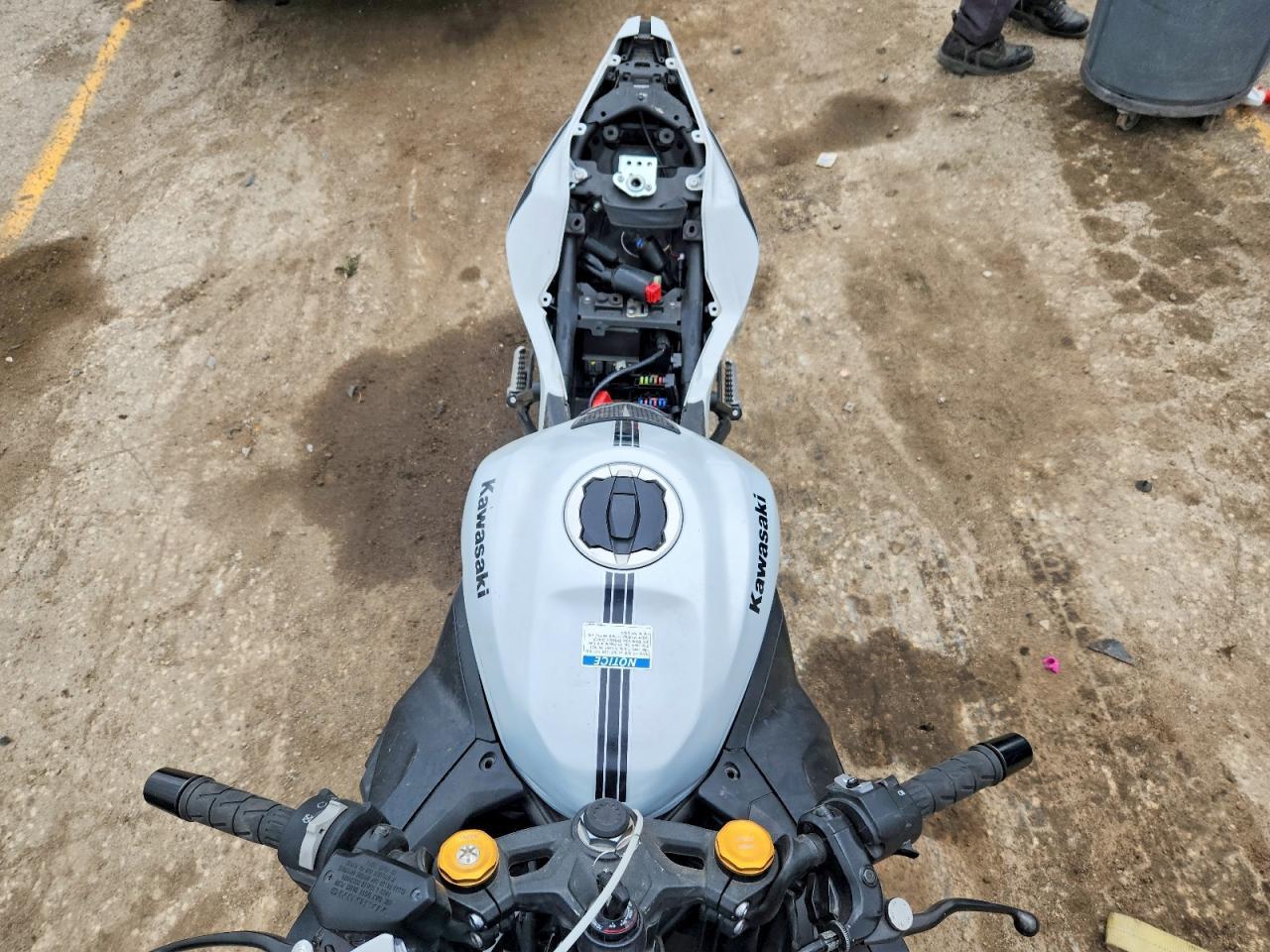 2025 Kawasaki Zx400 S - Фото 5