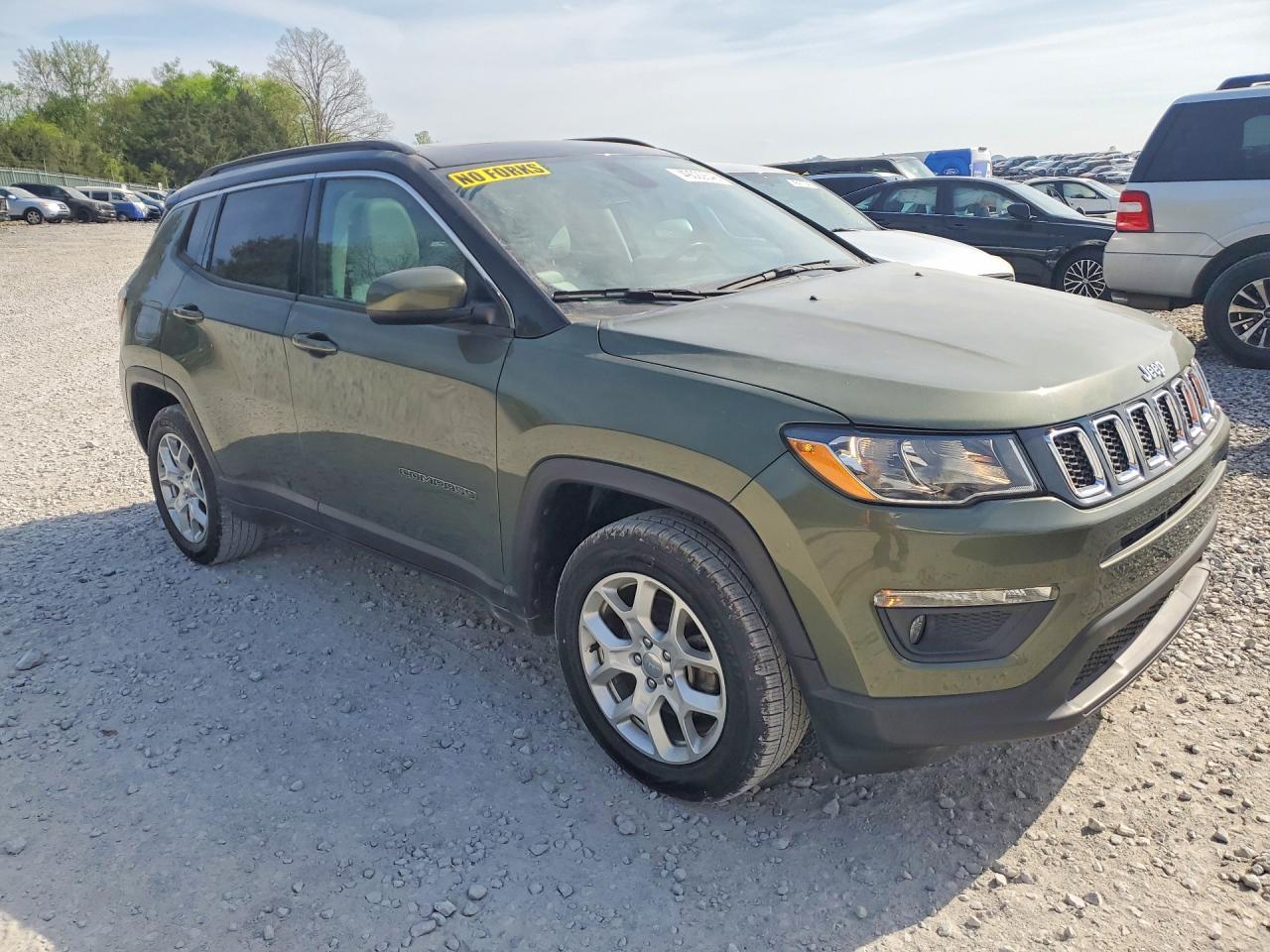 2019 Jeep Compass Latitude - Image 4