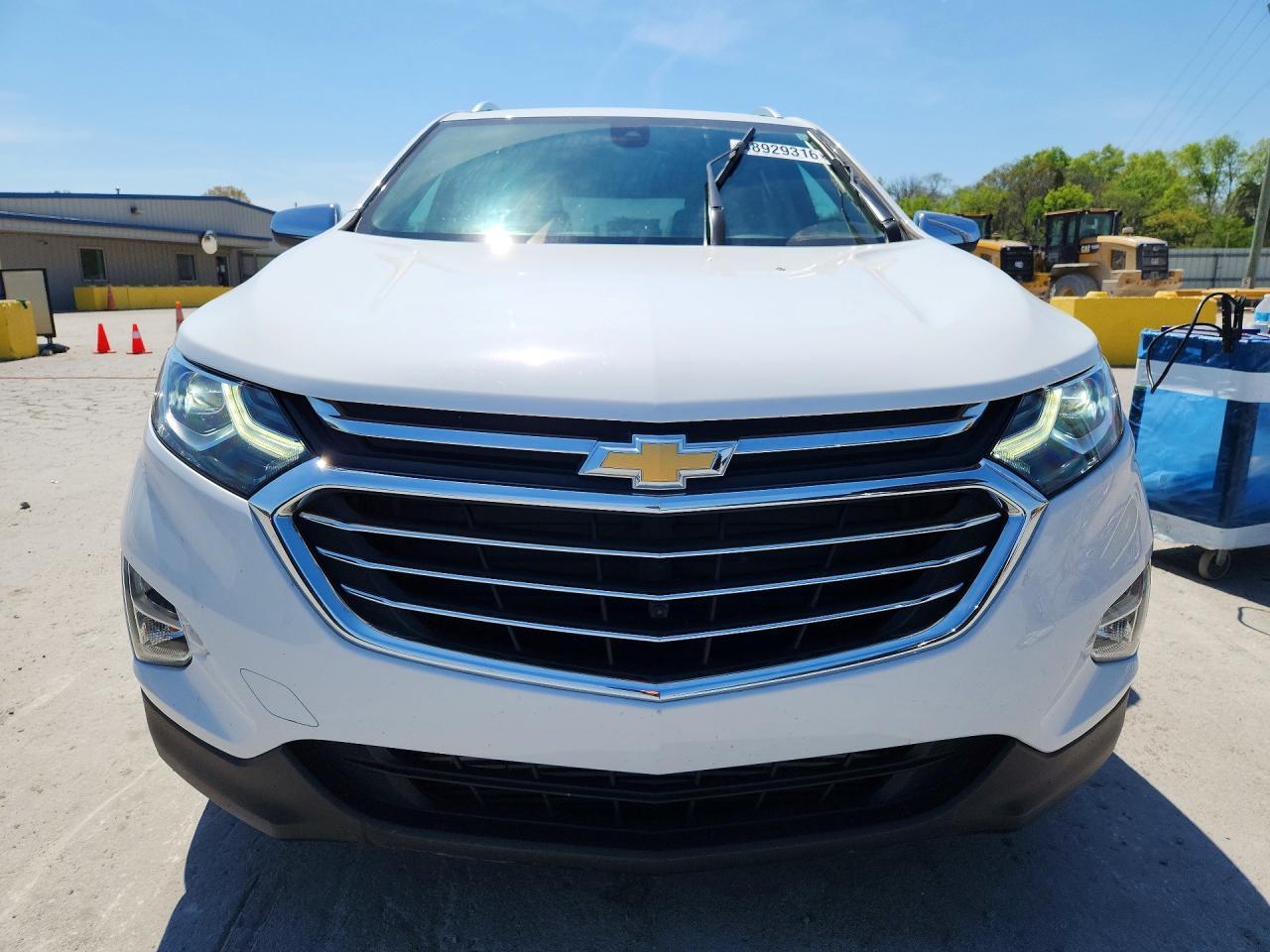 2018 Chevrolet Equinox Premier - Image 5