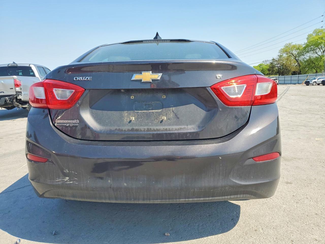 2017 Chevrolet Cruze Lt - Фото 6