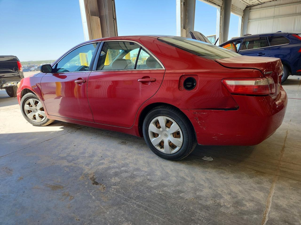 2007 Toyota Camry Le - Image 2