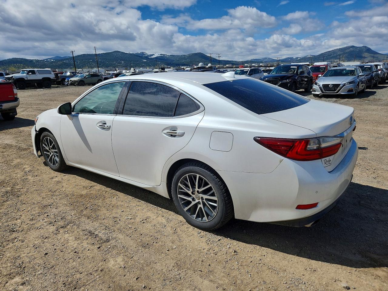 2016 Lexus Es 350 - Image 2