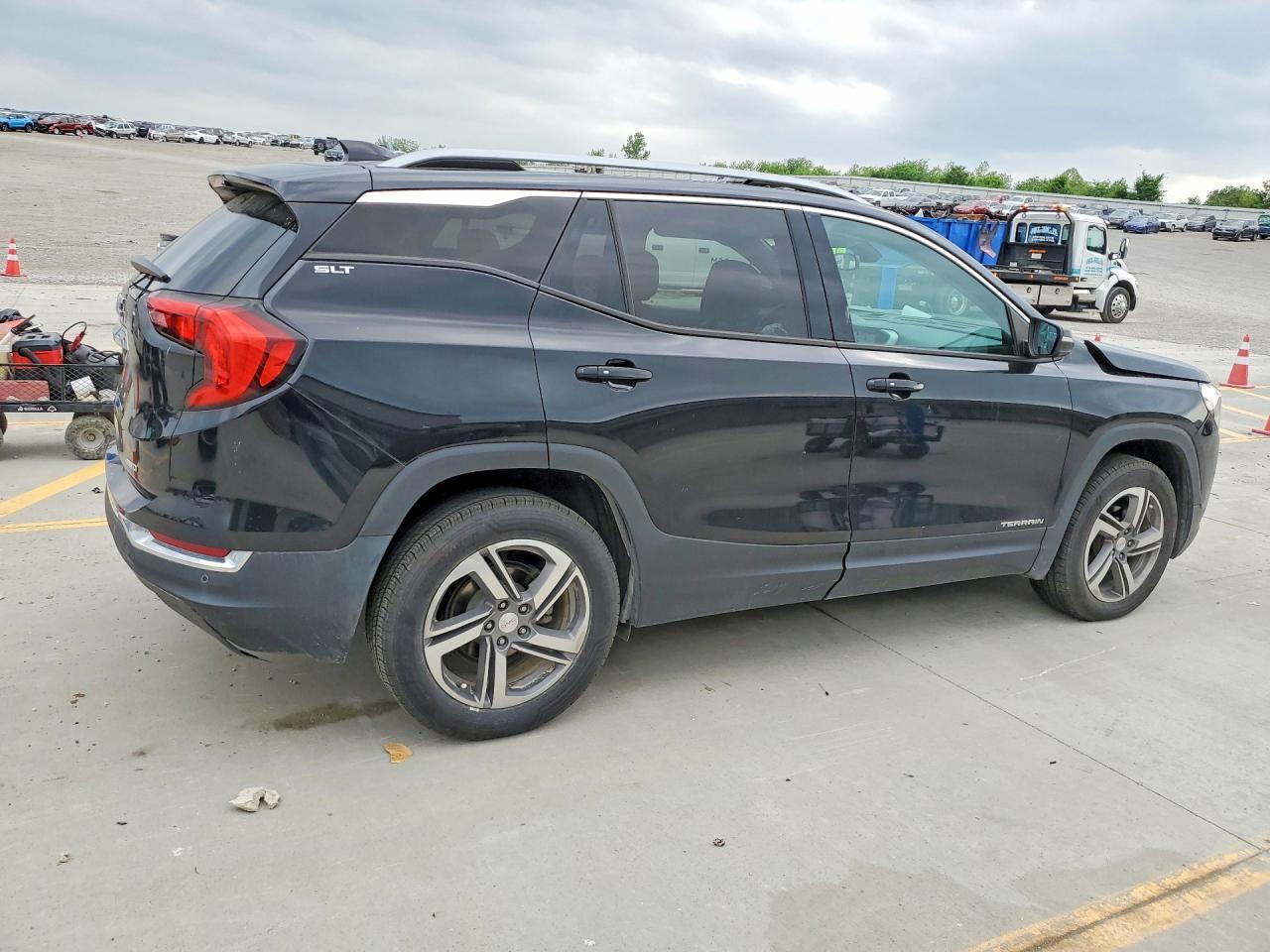 2018 GMC Terrain Slt - Image 3
