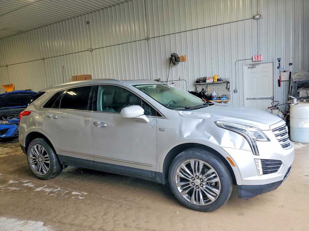 2017 Cadillac Xt5 Premium Luxury - Фото 4