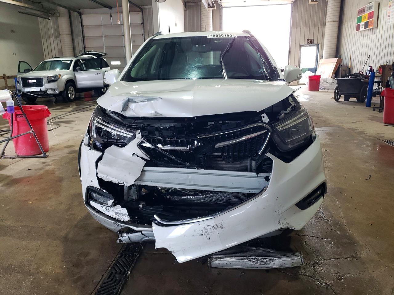 2019 Buick Encore Essence - Image 5