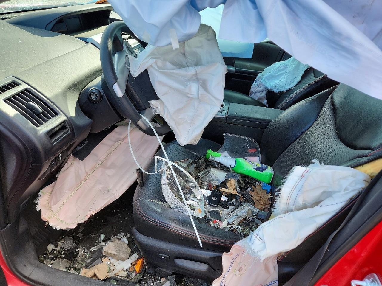 2017 Toyota Prius V Three - Image 7
