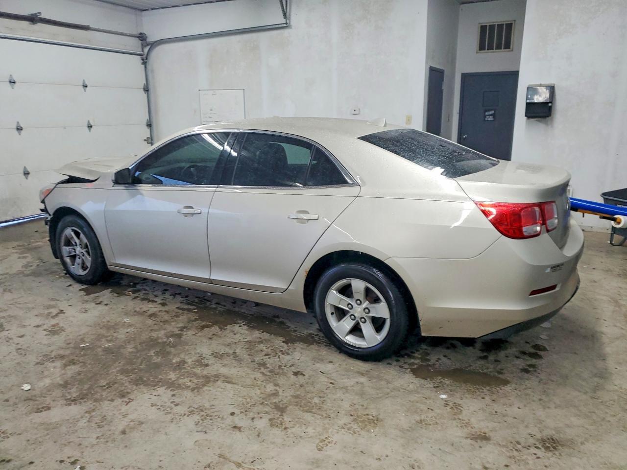 2014 Chevrolet Malibu 1Lt - Image 2