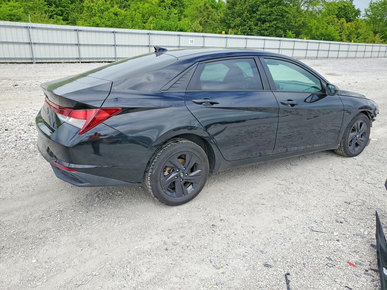 2021 Hyundai Elantra Sel - Фото 3