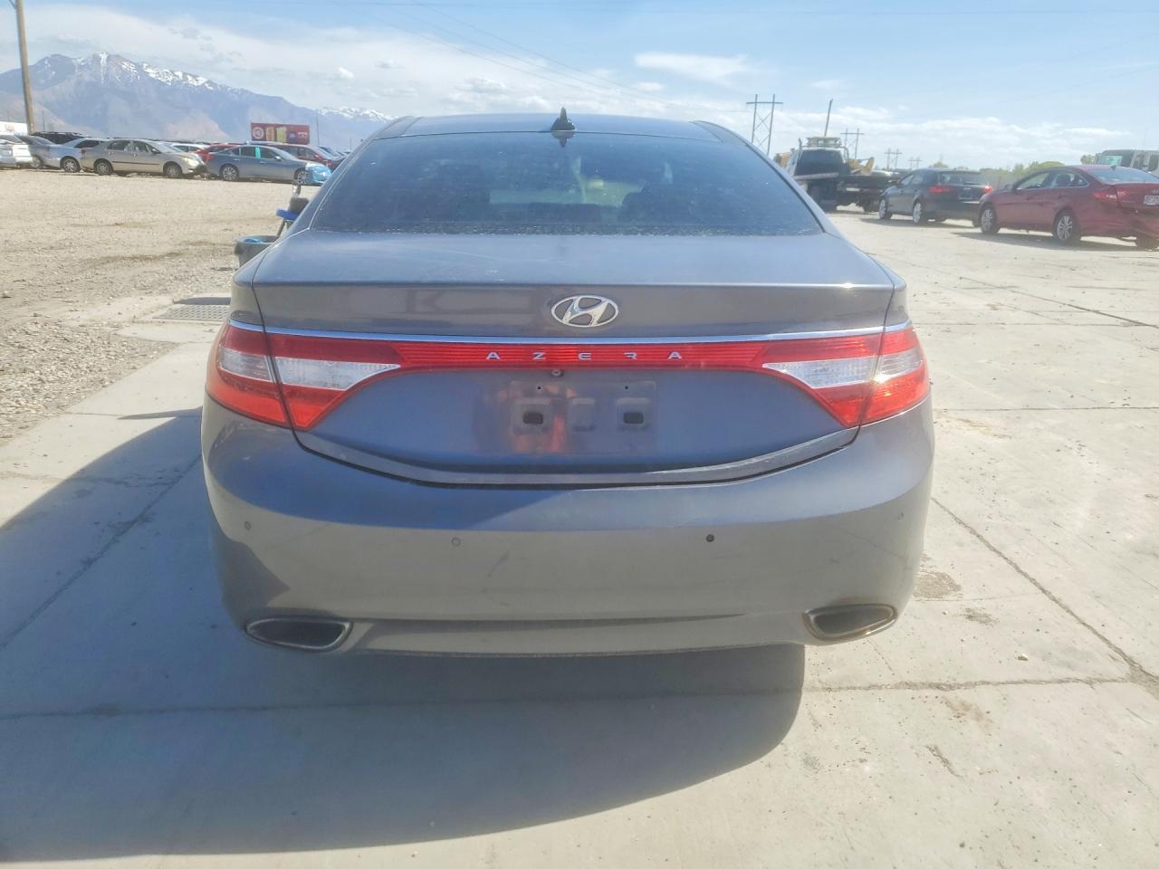 2012 Hyundai Azera Base - Image 6