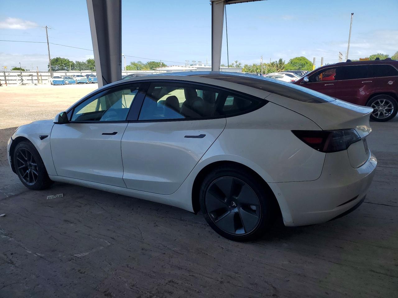 2021 Tesla Model 3 - Image 2
