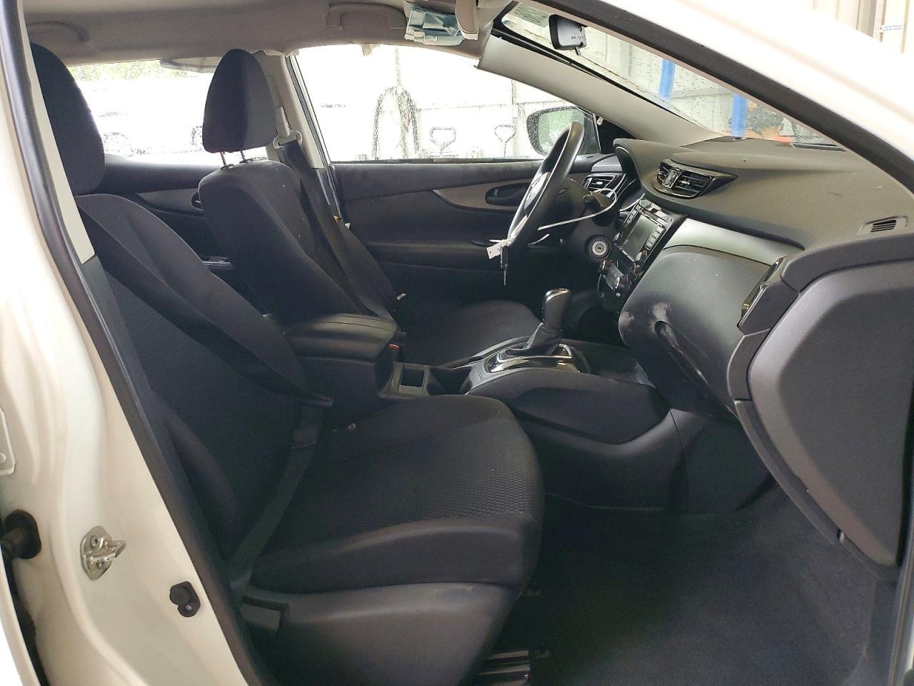 2021 Nissan Rogue Sport S - Фото 7