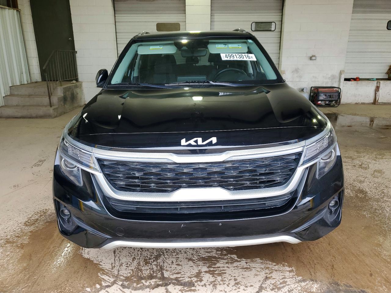 2023 Kia Seltos S - Image 5