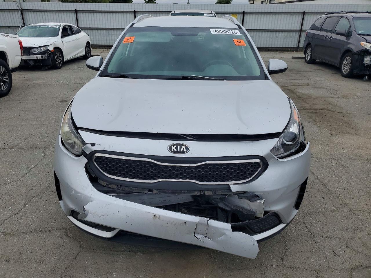 2017 Kia Niro Lx - Фото 5