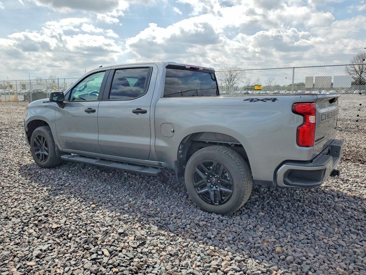 2024 Chevrolet Silverado K1500 Custom - Image 2