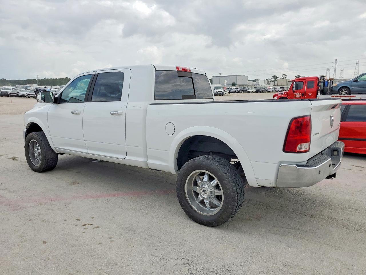 2012 Dodge Ram 3500 Longhorn - Фото 2