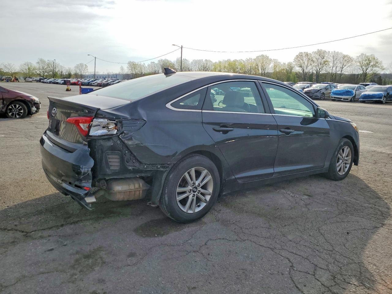 2017 Hyundai Sonata Se - Фото 3