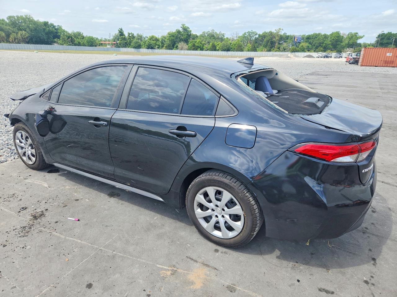 2020 Toyota Corolla Le - Image 2